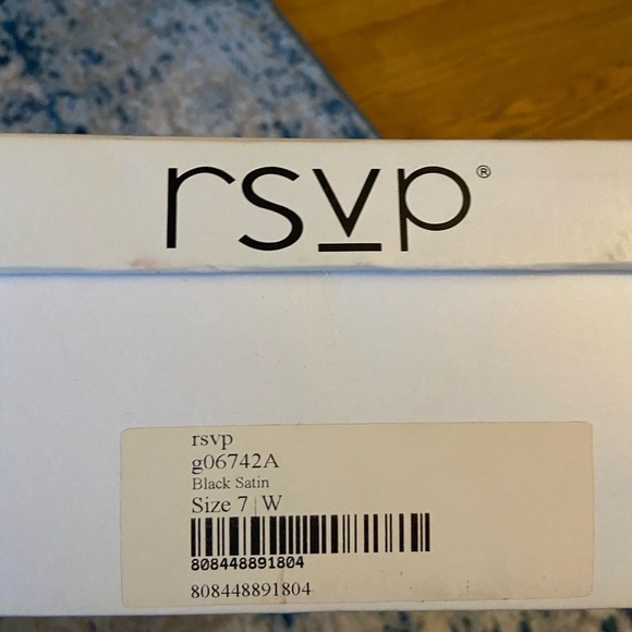 Black satin low heel with bow detail on heel - Picture 6 of 6